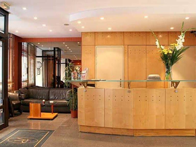 ปาวีลลอง วีลลิเย่ร์ เอตวล โอแตล Hotel ปารีส ภายนอก รูปภาพ