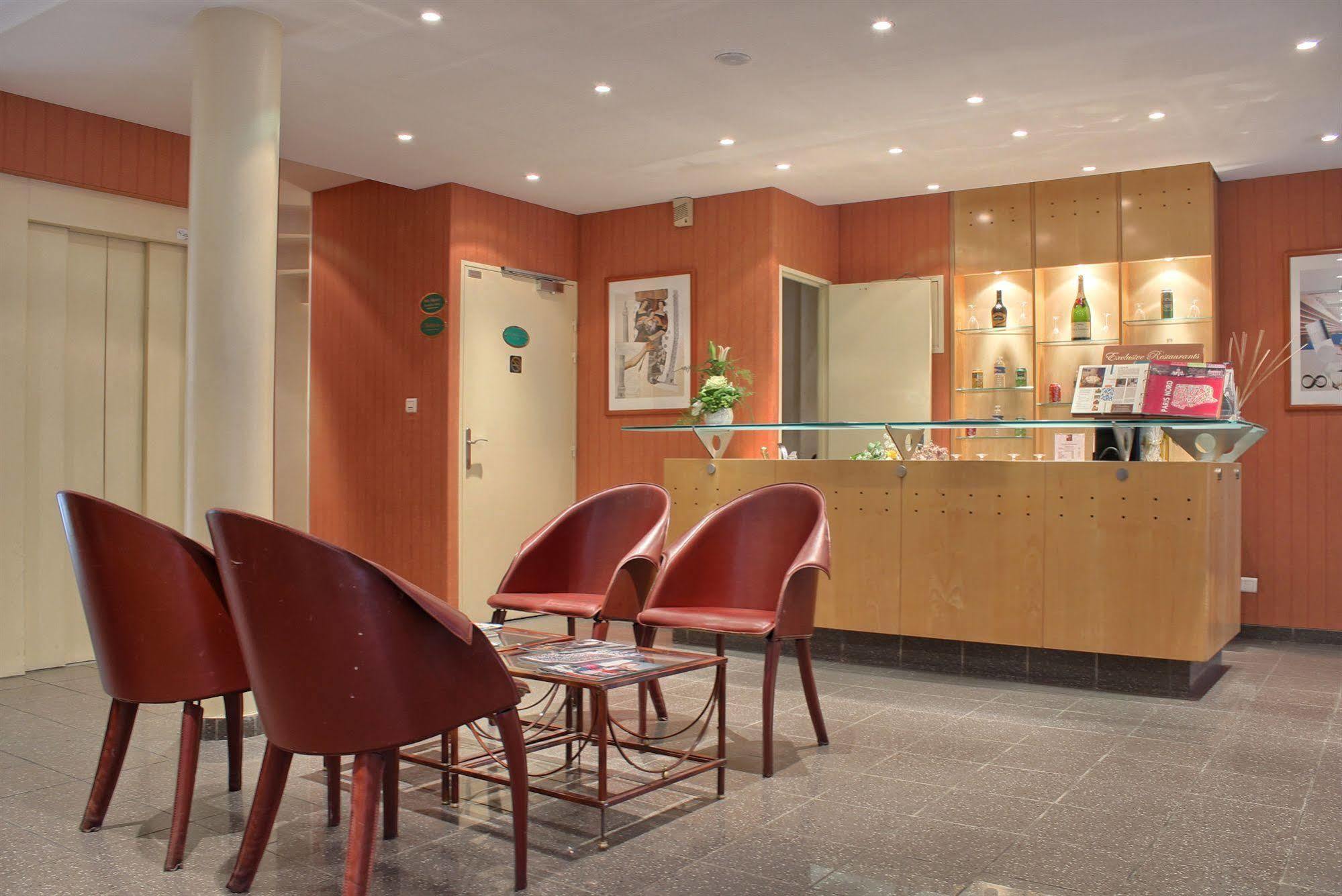 ปาวีลลอง วีลลิเย่ร์ เอตวล โอแตล Hotel ปารีส ภายนอก รูปภาพ