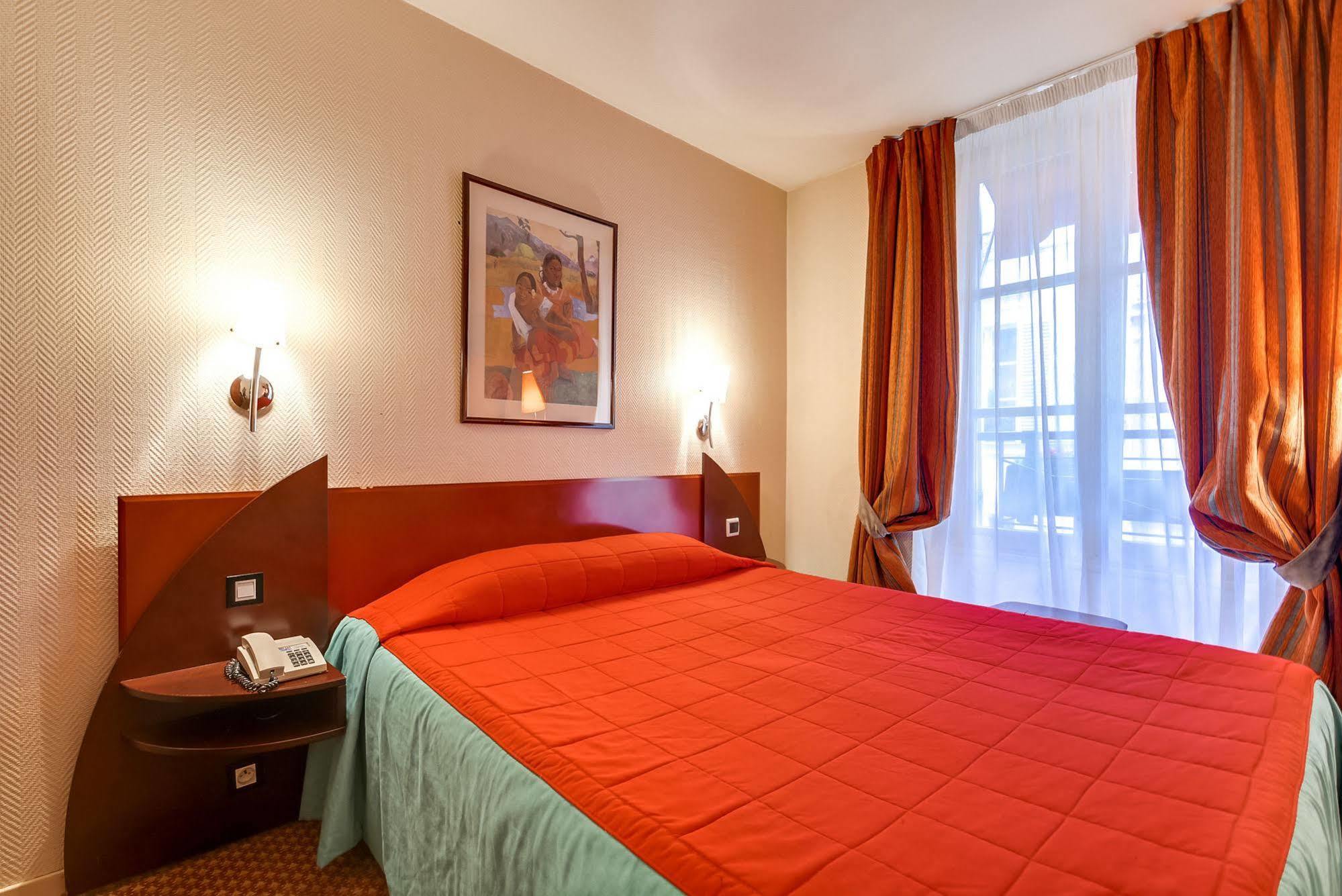 ปาวีลลอง วีลลิเย่ร์ เอตวล โอแตล Hotel ปารีส ภายนอก รูปภาพ